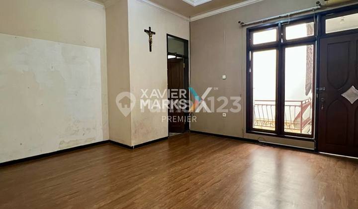 Elite House Price Drop 2M for Sale in Klojen Islands, Malang 2