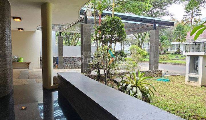 Rumah Mewah Tropical Modern di Boulevard Ijen Nirwana Klojen Malang 2