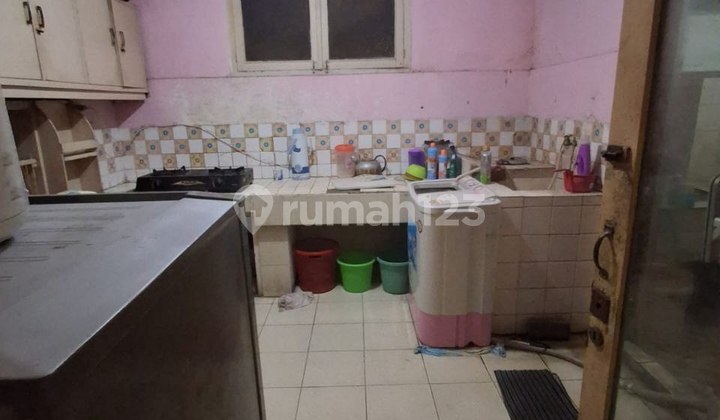 For Sale Cheap Mid-City Residential House in Kayutangan Klojen Malang 2