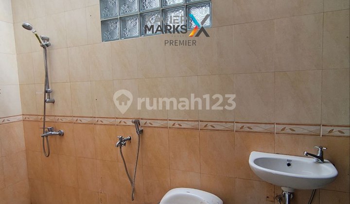 Disewakan Rumah Dekat Ma Chung di Villa Puncak Tidar Malang 2