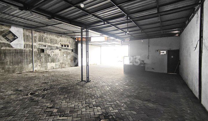 Spacious Warehouse for Rent, Strategic Location in Sukun Malang