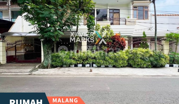 Elite House Price Drop 2M for Sale in Klojen Islands, Malang Elite House Price Drop 2M for Sale in Klojen Islands, Malang