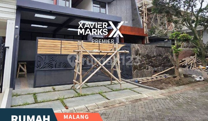 DIJUAL RUMAH BARU DI ARAYA GOLF BLIMBING MALANG