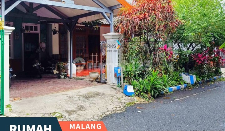 Dijual Rumah Klasik Area Tata Surya Tlogomas Malang Dekat Kampus 1