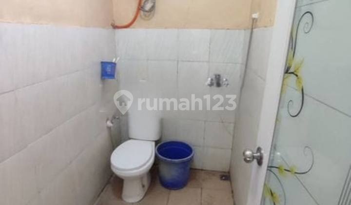 House for Sale with Easy Access to Anywhere in Saxophone, Lowokwaru, Malang 2