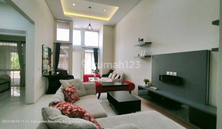 Jarang ada rumah furnished mewah di kota baru Parahyangan  1