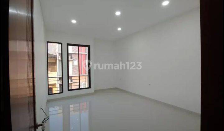DIJUAL CEPAT RUMAH SIAP HUNI AREA ROXY MAS JAKARTA PUSAT 8