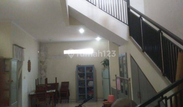 Rumah 2 Lantai Minimalis Modern 2