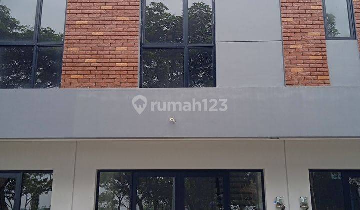Disewakan Ruko Dua Lantai di Yc Hub 1