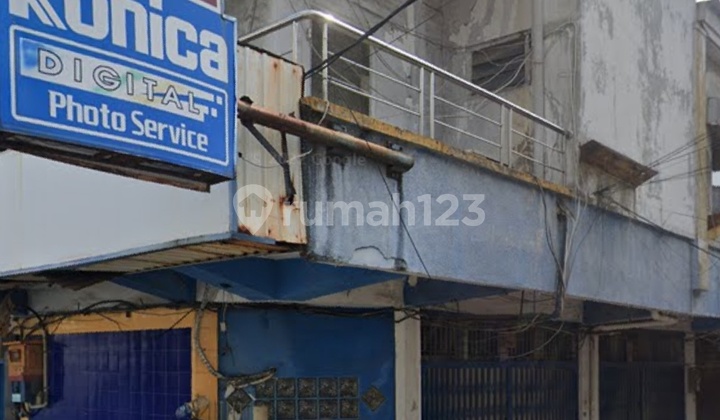 SEWA Rumah Raden Saleh Dalam, sebelah Hoek 5