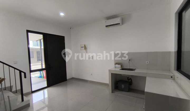 Rumah Pantai Indah Kapuk Cluster Florida 4 X 12 M2 2 Lantai