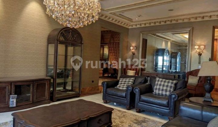 Da Vinci Tower Apartment West Jakarta 4 BR Fully Furnished