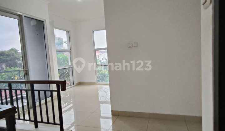Disewakan Rumah Paramount Gading Serpong Cluster Fioridini 2