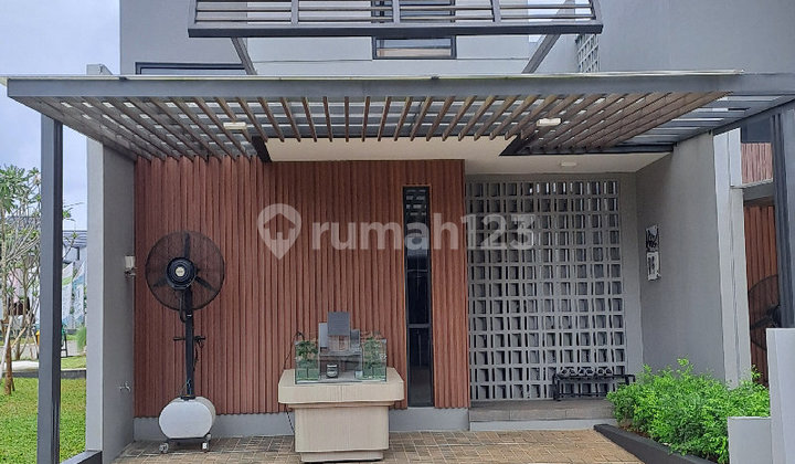 Hunian 2 Lantai Modern dan Premium Siap Jadi Rumah Impian Anda