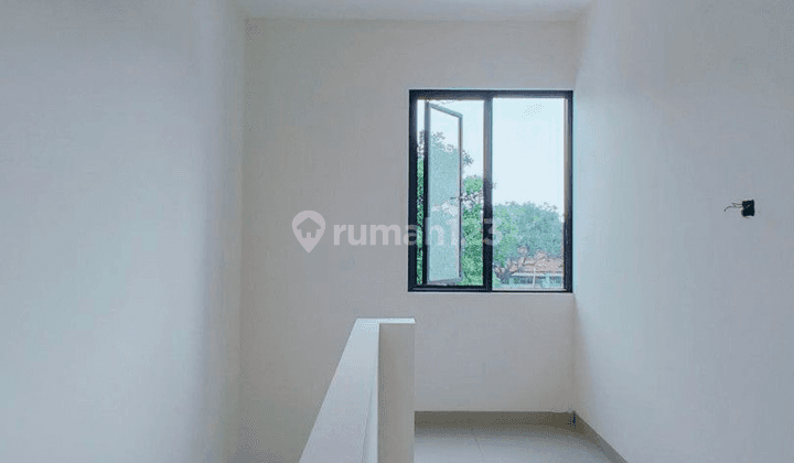 Rumah 2 Lantai Brandnew Lokasi Strategis Di Ciputat 2