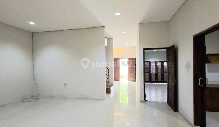 Dijual Rumah 2 Lantai Siap Huni di Komplek Puri Bintaro Sektor 9  2