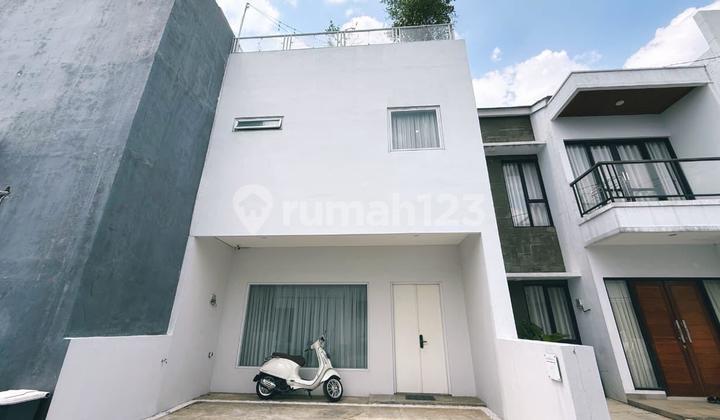 Rumah Modern Minimalis Dijual Fully Furnished Di Cluster Strategis Di Cirendeu Tangsel