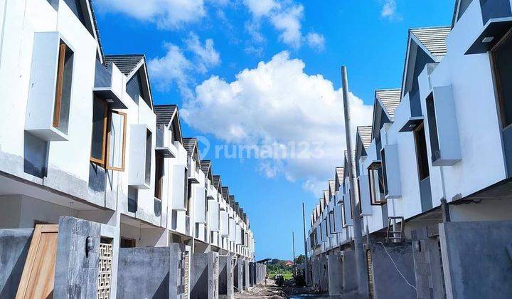 Cheap 2-storey house in a strategic location close to Kuta and Seminyak 1