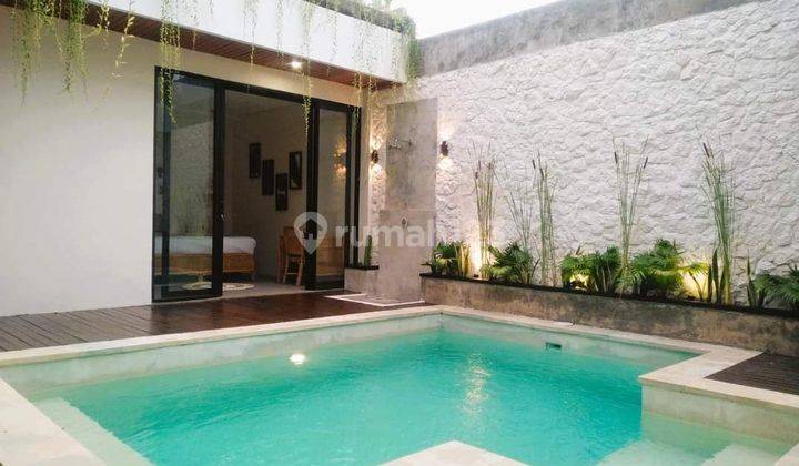 Villa Modern Tropis di Berawa dekat Finns dan Atlas Beach Club  1