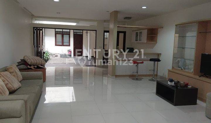 Sewa Rumah Setraduta Hegar Furnish Siap Masuk 1