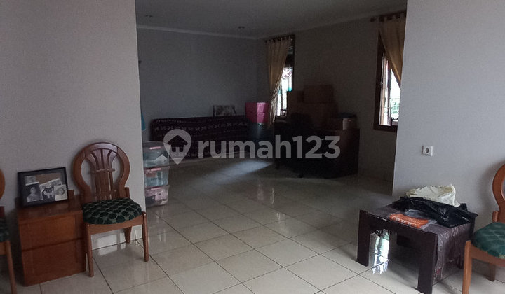 Selling Large and Serene Fully Furnished House in Sayap Pahlawan 2