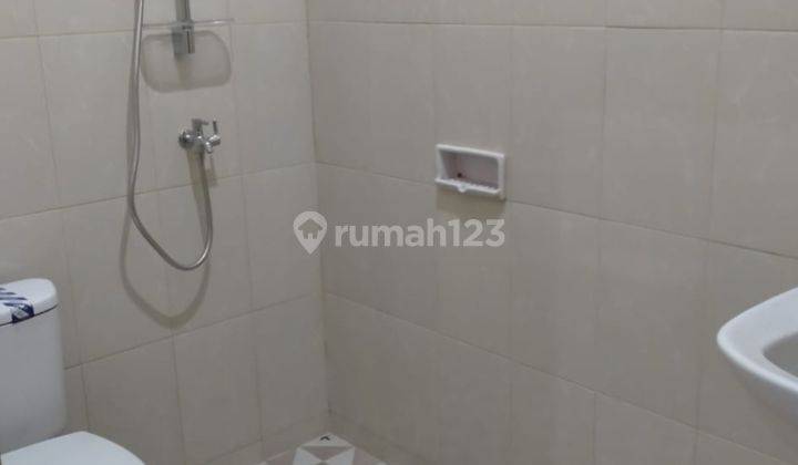 Gudang bagus dan terawat ada ruang kantornya sudirman  8