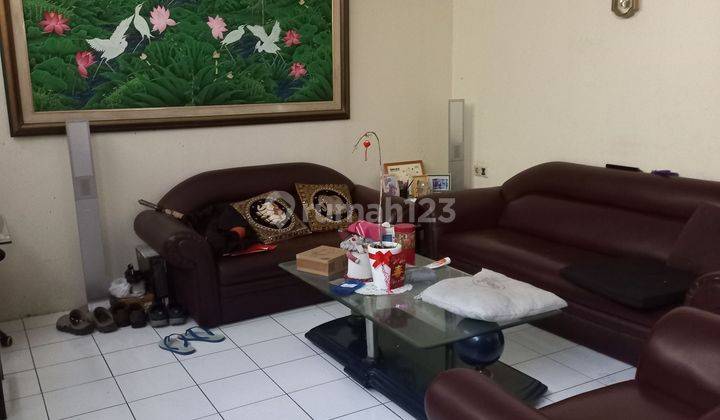 Rumah Siap Huni 2 lantai di Taman Holis Indah  2