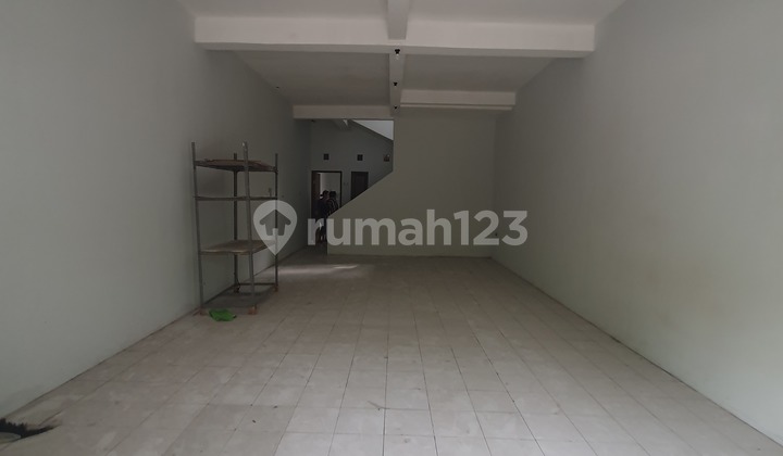 2-Story Shop House Suitable for Office / Warehouse in Taman Holis Indah