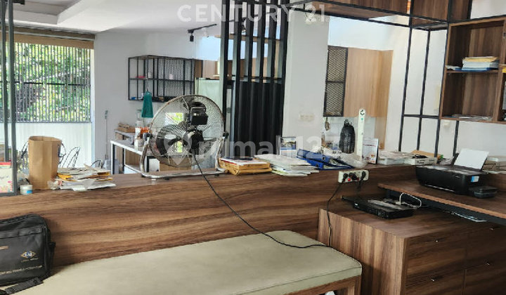 Luxurious Minimalist House in Babakan Jeruk Bandung 2