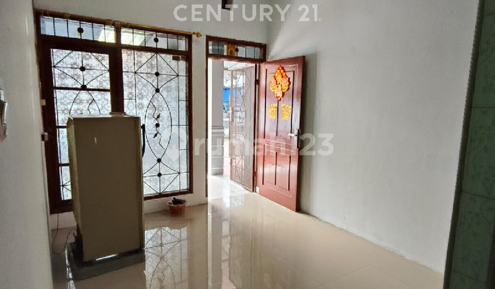 Affordable, Ready-to-Live Home in Taman Kopo Indah 3