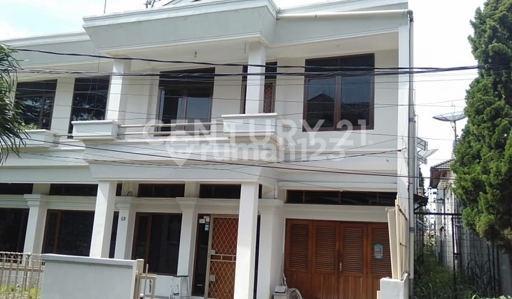 Strategic House Near the City, Muara Barat Street, Bandung 2