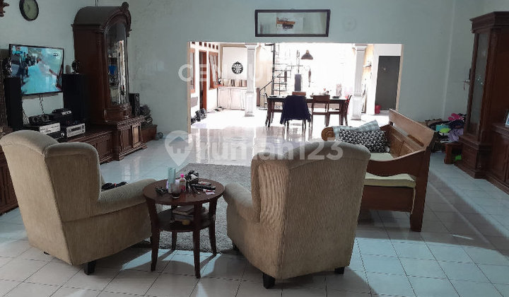 Rumah Siap Huni Area Buahbatu Memiliki Ruang Cukup Luas. 1