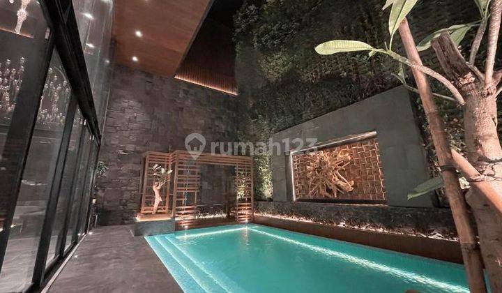 Rumah Mewah PIK Trimaran Minimalis Ada Lift Kolam Renang 2