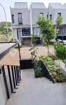 Dijual Rumah Imajihaus Greenwich  3 Lantai Bagus 2