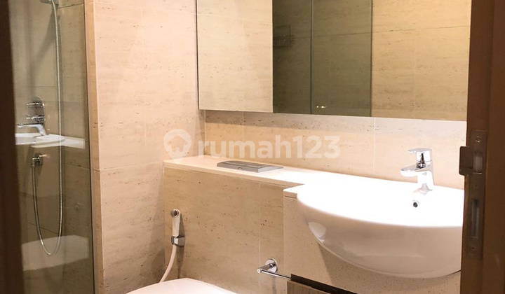 Dijual Apartemen 3 Bedroom Full Furnished | The Suites - Taman Anggrek Residence  15