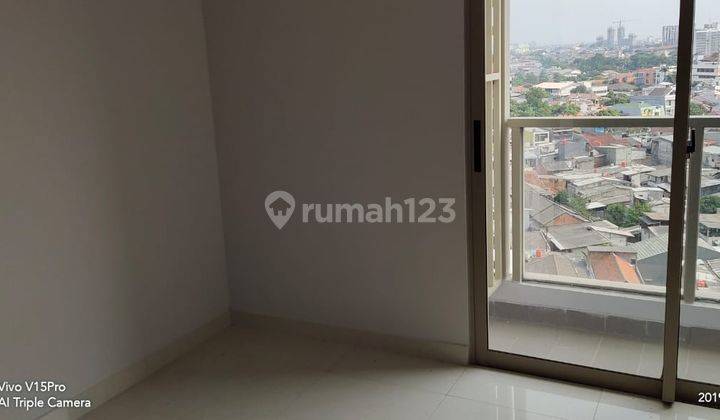 Apartemen Taman Anggrek Residence Tipe Studio Semi Furnished Jakarta Barat 2