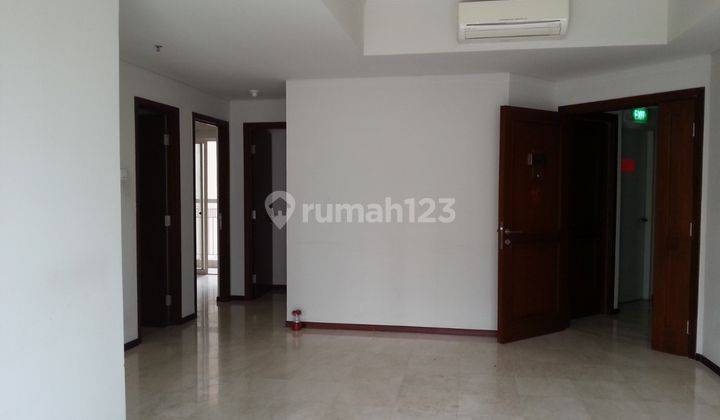 Disewakan Apartemen 2 Bedroom Unfurnished di Royal Mediterania Garden 2