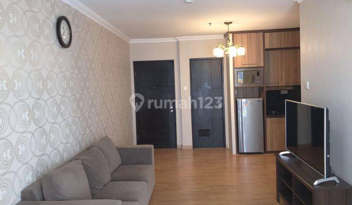 Disewakan Apartemen 3 Bedroom Full Furnished di Cosmo Mansion 1