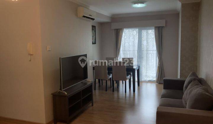 Disewakan Apartemen 3 Bedroom Full Furnished di Cosmo Mansion 2