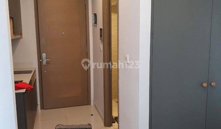 Dijual Apartemen Tipe Studio Semi Furnished di Taman Anggrek Residence  2