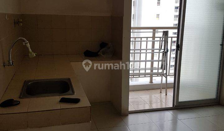 Disewakan Apartemen 3 Bedroom Unfurnished | Apartemen Mediterania Garden Residence 2  2