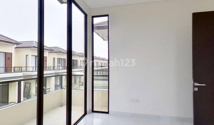 Dijual Rumah 2 Lantai Unfurnished di Lavon Swan City 1