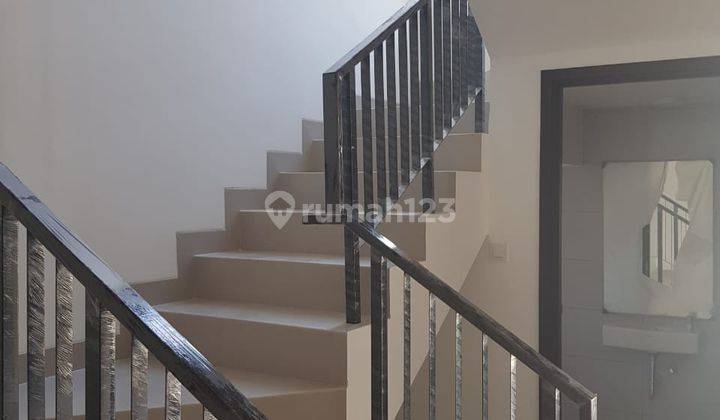 Disewakan Rumah Baru 2 Lantai Unfurnished | PIK 2 6