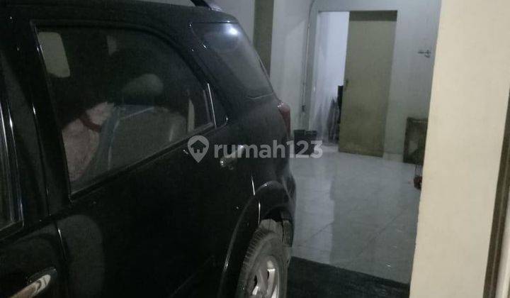 Dijual Rumah 2,5 Lantai Di Tanjung Duren 2