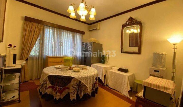 Rumah Menteng 2 Lantai Prime Location Jakarta Pusat 2