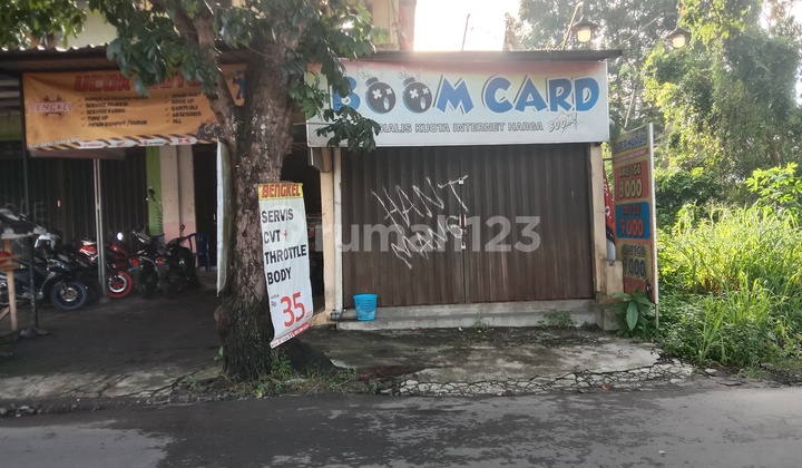 RUKO STRATEGIS DI JALAN KABUPATEN 1