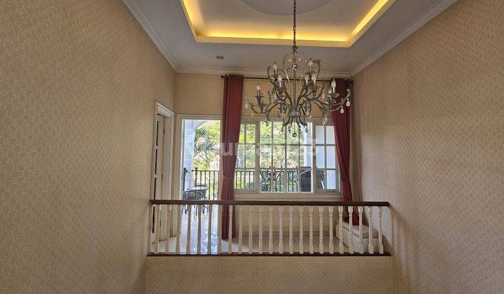 Rumah Hoek Full Furnished di Grisenda, ada Swimming Pool 2