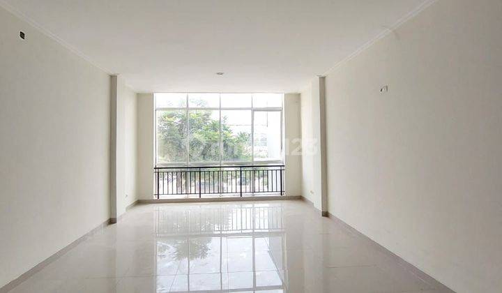  UNIT LANGKA Ruko Boulevard 5 Gandeng 4 Lantai di Golf Island, Jakarta Utara 2