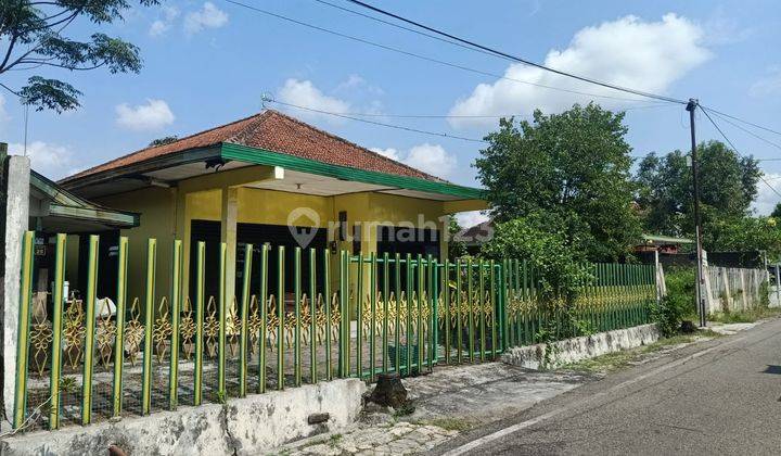 Rumah Tengah Kota Solo 1