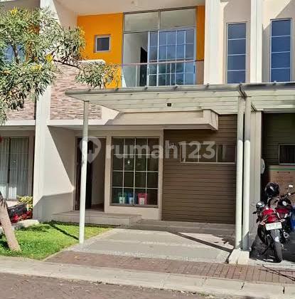 Disewakan - Rumah Furnished 2 Lantai Pik2 Ukuran 6X15